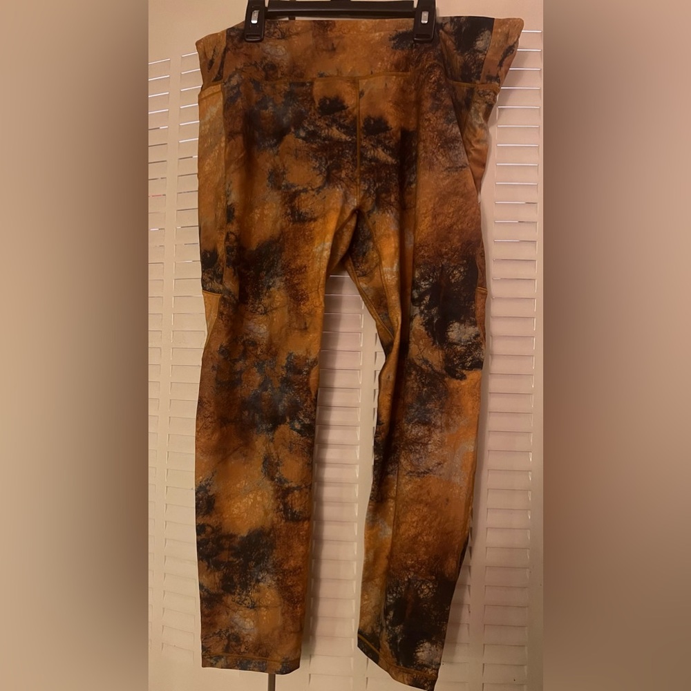 Calia yellow marbled print workout leggings sz xxl with pockets NWOTs